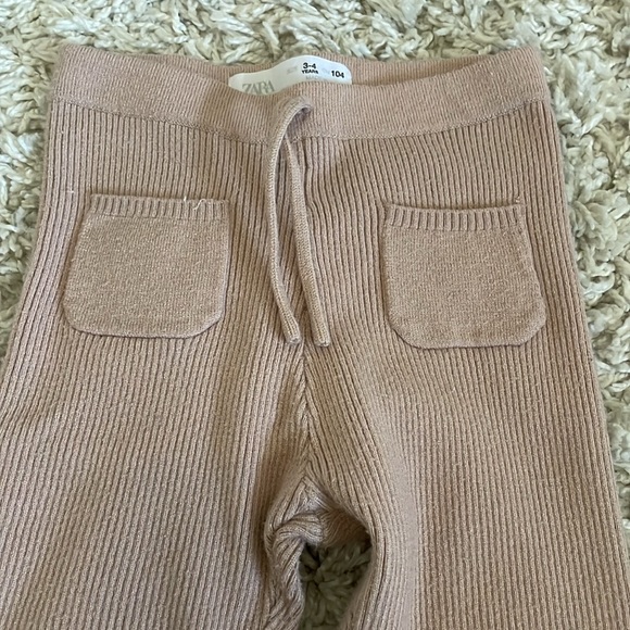 Zara Pocket Rib Knit Leggings - Picture 4 of 4